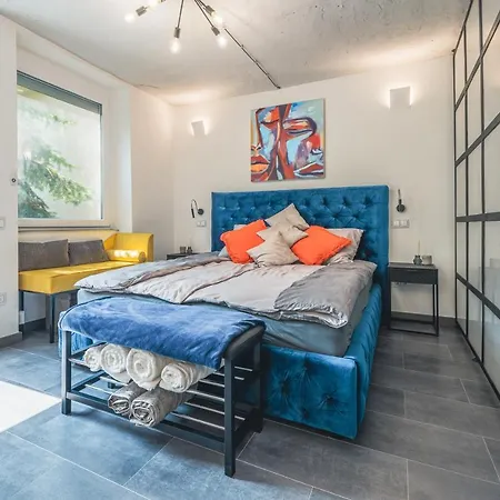 아파트 Unique 에게르